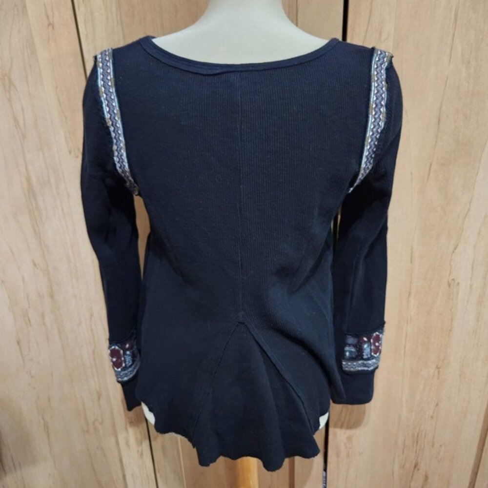 Free People Embroidered Waffle Knit Thermal Top Black Boho Split Neck - Picture 4 of 9